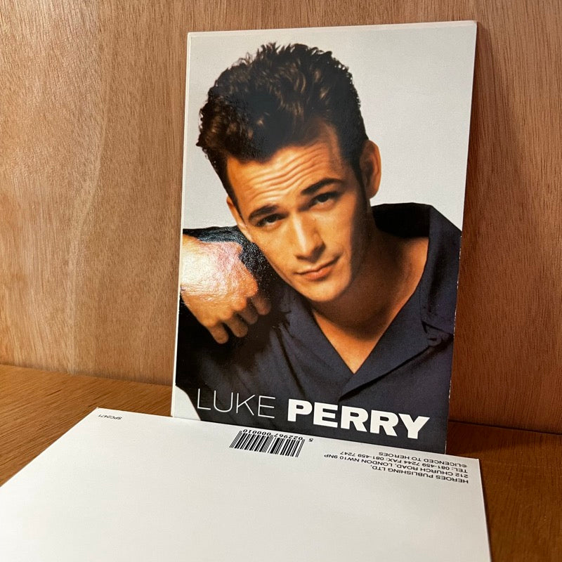 Cartes postales de Luke Perry